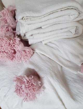 PomPom Throw Blanket Plaid Tassel, Cream With Caramel PomPom