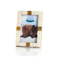 Maha bone picture frame 5x7 (White and black)