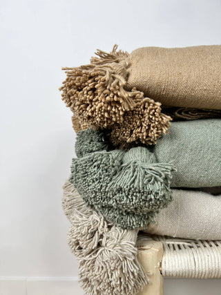 PomPom Throw Blanket Plaid Tassel, Caramel